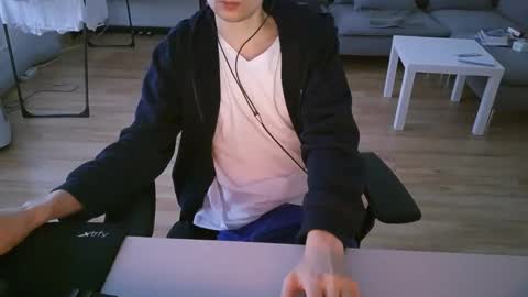 Snapshot of felixsagg chatting on 9, 12, 2024 felixsagg online show from 9, 12, 2024