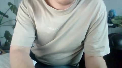 Snapshot of fem_alice_louis_dom chatting on 8, 1, 2026 fem_alice_louis_dom online show from 8, 1, 2026