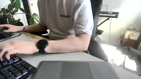 fem_alice_louis_dom online show from 23, 4, 2026