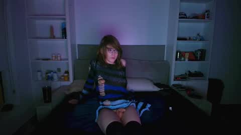 femboyflowers online show from 14, 12, 2025