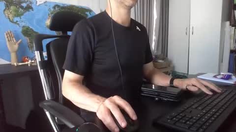 femdomsubby online show from 13, 12, 2024