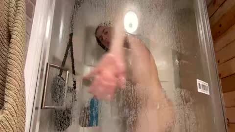 Snapshot of femmars chatting on 17, 12, 2025 Mars online show from 17, 12, 2025