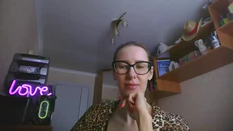 feraliss online show from 25, 2, 2026