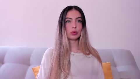 fernanda  online show from 22, 6, 2026