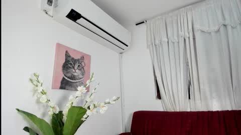 Snapshot of fernanda_brown01 chatting on 21, 10, 2025 Fernanda online show from 21, 10, 2025