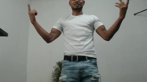 fernandez_latinblack online show from 6, 1, 2025