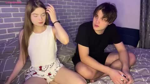 Tina and Tomas online show from 10, 10, 2025