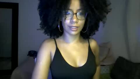 Snapshot of fetichevenus chatting on 15, 3, 2026 fetichevenus online show from 15, 3, 2026