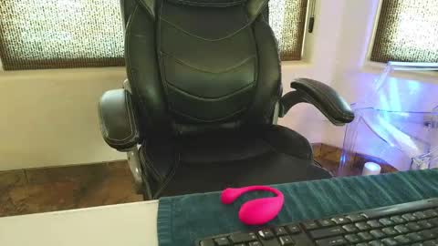 fetishsecret online show from 13, 9, 2025