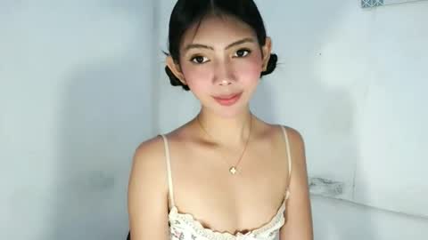 feyaaa online show from 23, 4, 2026