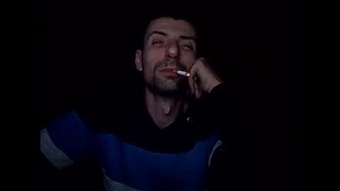 Raised in 90s online show from 9, 4, 2026