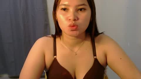 fhwilloughbyxx online show from 13, 7, 2026