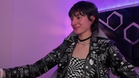 Snapshot of fieramadame chatting on 3, 1, 2025 online show from 3, 1, 2025