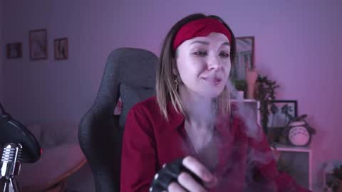 cap and Lana  online show from 17, 1, 2025