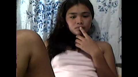 Snapshot of filipinagirl_18 chatting on 14, 4, 2026 filipinagirl_18 online show from 14, 4, 2026