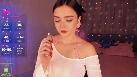 Snapshot of filister666 chatting on 27, 10, 2025 LEEN online show from 27, 10, 2025