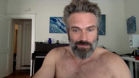 Snapshot of fillmychamber chatting on 7, 10, 2025 fillmychamber online show from 7, 10, 2025