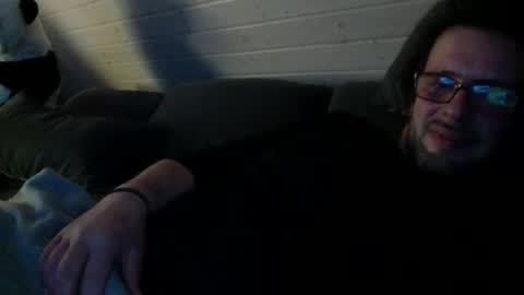 Snapshot of filzliii chatting on 5, 1, 2025 filzliii online show from 5, 1, 2025