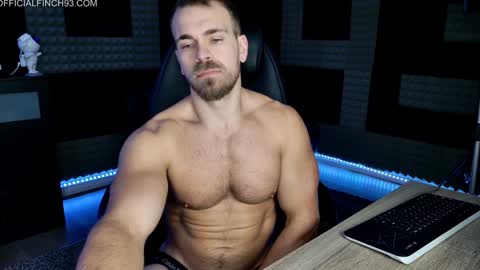 Snapshot of finch93 chatting on 6, 1, 2025 Nick online show from 6, 1, 2025