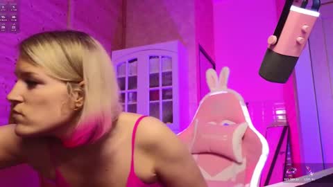 Snapshot of findom_lady_shine chatting on 7, 5, 2026 Lady online show from 7, 5, 2026