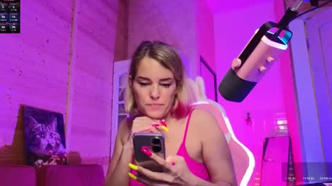Snapshot of findom_lady_shine chatting on 21, 5, 2026 Lady online show from 21, 5, 2026