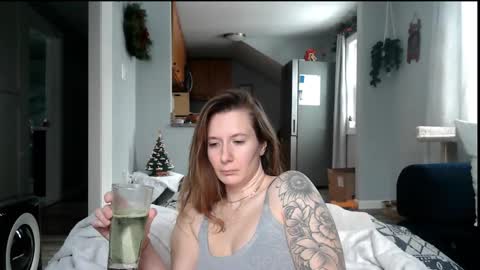 Snapshot of findomgoddessnatalia chatting on 13, 12, 2025 Goddess Natalia Findom online show from 13, 12, 2025