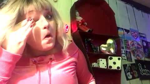 Snapshot of findommefoxi chatting on 15, 1, 2025 findommefoxi online show from 15, 1, 2025