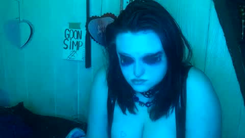Snapshot of findommefoxi chatting on 2, 2, 2025 findommefoxi online show from 2, 2, 2025