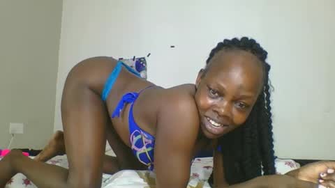 Snapshot of fine_melanin chatting on 15, 9, 2025 caro online show from 15, 9, 2025