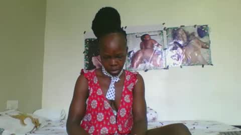 Snapshot of fine_melanin chatting on 21, 9, 2025 caro online show from 21, 9, 2025