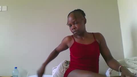 Snapshot of fine_melanin chatting on 2, 10, 2025 caro online show from 2, 10, 2025