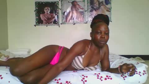 Snapshot of fine_melanin chatting on 15, 10, 2025 caro online show from 15, 10, 2025