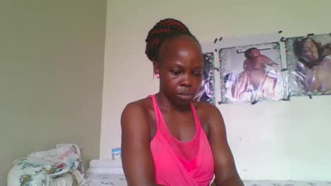 Snapshot of fine_melanin chatting on 16, 10, 2025 caro online show from 16, 10, 2025