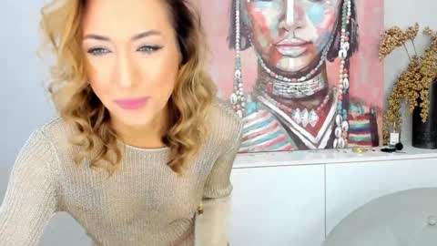 Snapshot of finestchantilly chatting on 1, 1, 2025 FinestChantilly online show from 1, 1, 2025