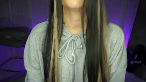 Snapshot of finleyfae chatting on 10, 2, 2025 finleyfae online show from 10, 2, 2025