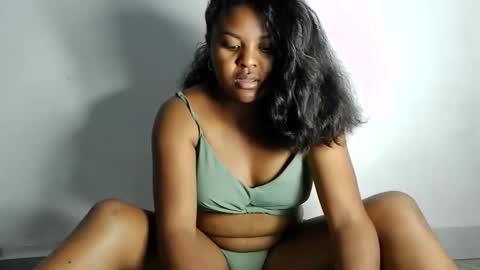 fiona_00 online show from 14, 4, 2026