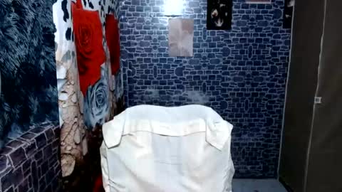 Snapshot of fiona_sexy19 chatting on 1, 7, 2026 fiona_sexy19 online show from 1, 7, 2026