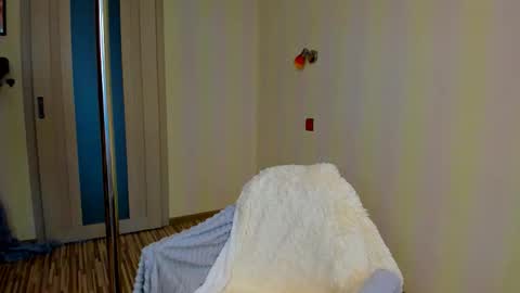 fire_luna online show from 12, 10, 2025