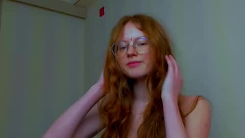 fire_luna online show from 4, 3, 2026