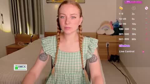 Snapshot of fire_red_ chatting on 9, 10, 2025 Liss online show from 9, 10, 2025