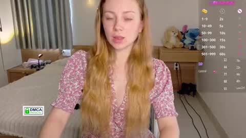 Snapshot of fire_red_ chatting on 30, 10, 2025 Liss online show from 30, 10, 2025