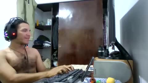 Snapshot of firefeelings chatting on 25, 12, 2024 Ricardo online show from 25, 12, 2024