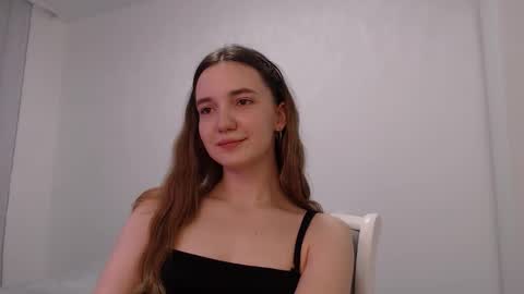 fireflies_fly_ online show from 20, 2, 2026