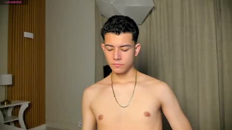 Nicolas online show from 8, 11, 2025