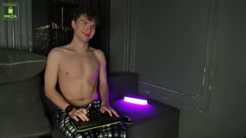 Snapshot of firevein chatting on 11, 10, 2025 Sexy Tony online show from 11, 10, 2025