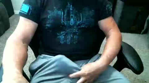 fitguy40 online show from 10, 9, 2025