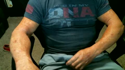 Snapshot of fitguy40 chatting on 28, 6, 2026 fitguy40 online show from 28, 6, 2026