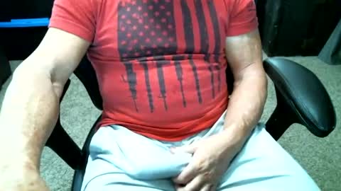 Snapshot of fitguy40 chatting on 29, 7, 2026 fitguy40 online show from 29, 7, 2026