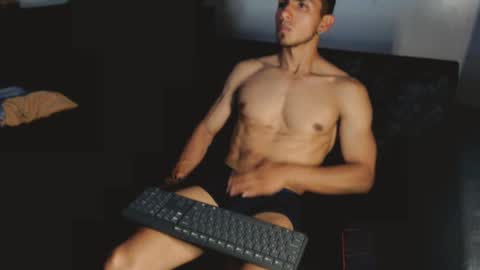 fitnescalientes online show from 10, 1, 2025