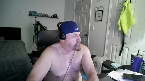 Snapshot of flaguy3233 chatting on 8, 2, 2025 Florida guy online show from 8, 2, 2025